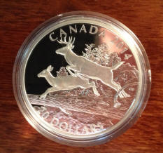 White Tailed deer coin - Buck and Doe mates